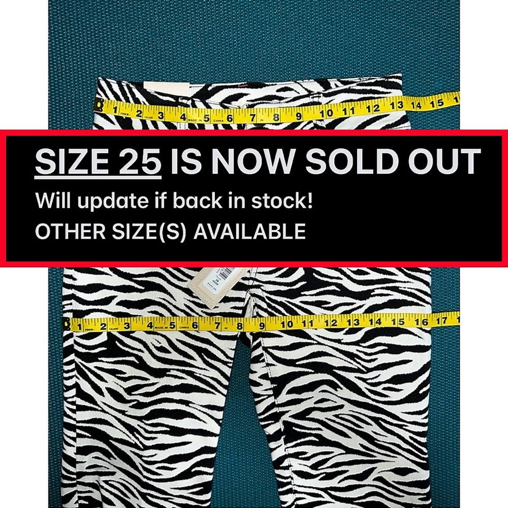 Alice + Olivia Stacey Zebra Striped Low Rise Bell Bottom Jean - Picture 9 of 17